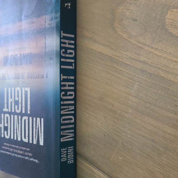 Midnight Light by Dave Bidini book - Picture 2 of 5